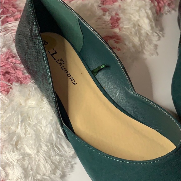 NWOB CL BY LAUNDRY TEAL FLATS - Picture 2 of 3